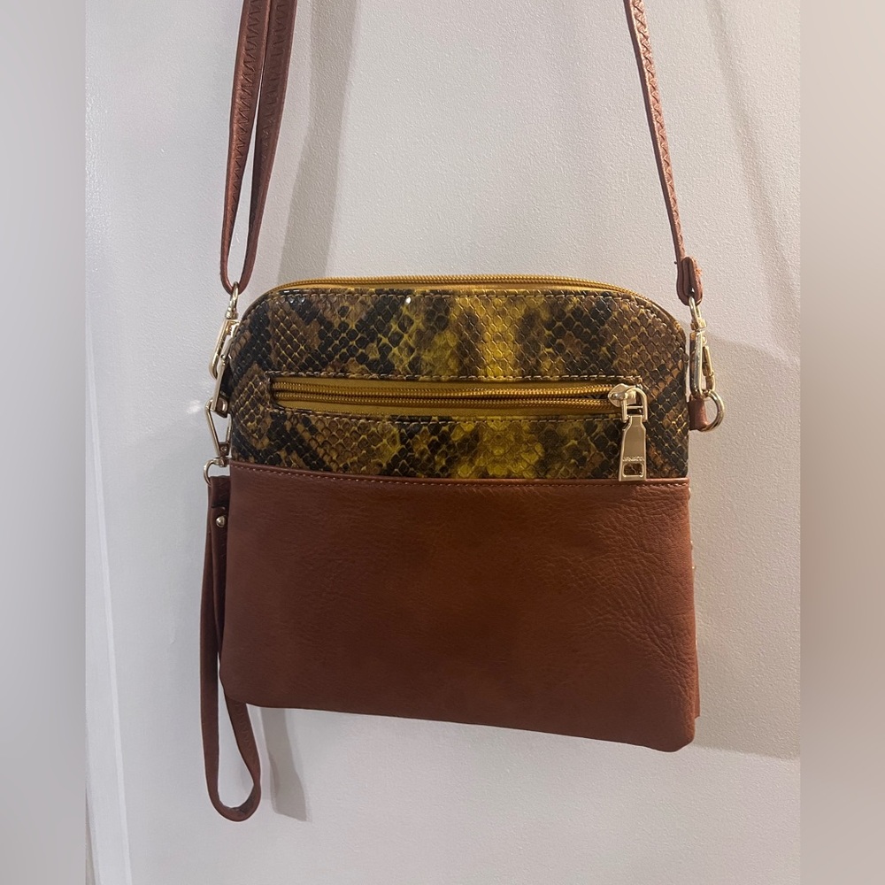 Jen & Co Boutique Brown and Snake Print Crossbody Bag